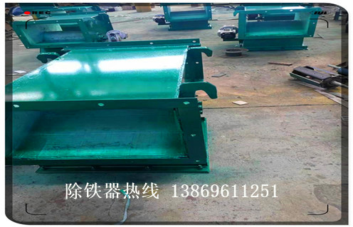 管道除鐵器，北京甩磁管道除鐵器_構造結構圖_遠力北京甩磁管道除鐵器12000高斯 可定制工作原理_安裝示意圖