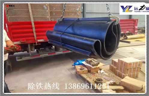 皮帶除鐵器，海南選礦廠(chǎng)輸送皮帶除鐵器調整方法_海南選礦廠(chǎng)輸送皮帶除鐵器跑偏原因及如何調_刮板價(jià)格
