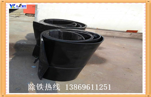 皮帶除鐵器，寧夏皮帶安裝除鐵器目的_浙江除鐵器皮帶損壞原因不卸料怎么回事，如何清理及接線(xiàn)