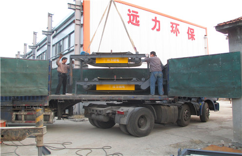 永磁自卸除鐵器，內蒙古永磁自卸式除鐵器rcyd-8_內蒙古永磁自卸式除鐵器rcyd-8批發(fā)價(jià)格_使用說(shuō)明書(shū)原理型號價(jià)格